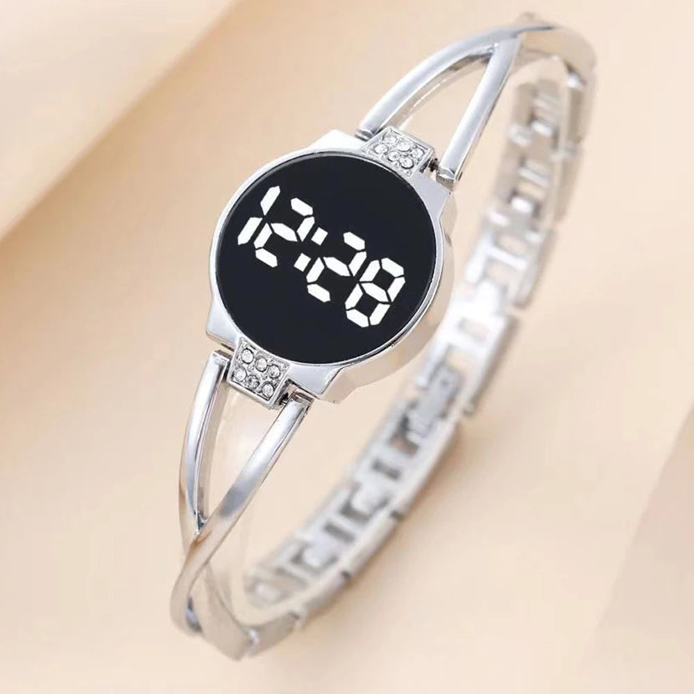 Sb4cf56284f794d32b41e4ee711c06240K